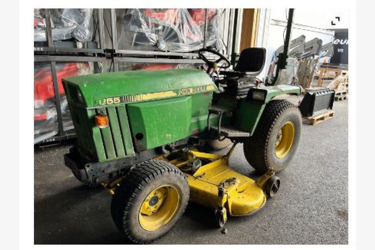 Micro-Tracteur John Deere 855
