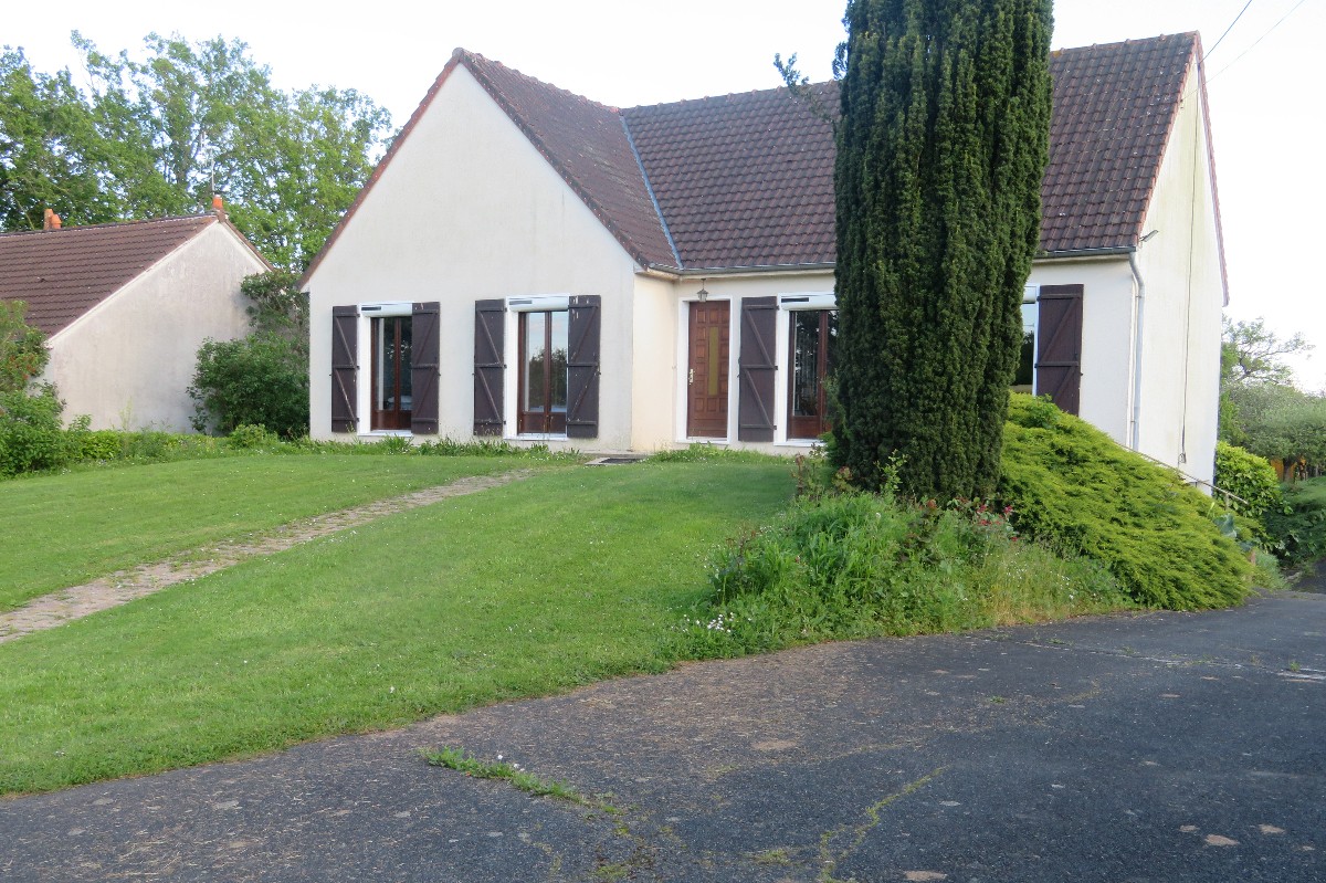 Loue maison à St-Denis-de-Jouhet (36)