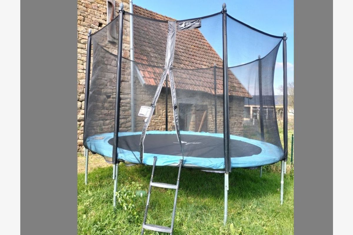 Grand trampoline
