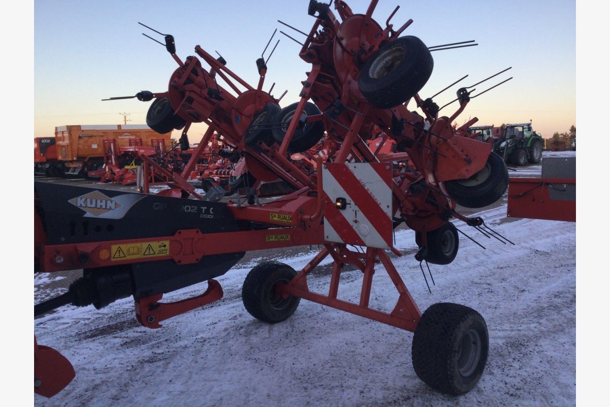 Faneuse Kuhn GF7902 T