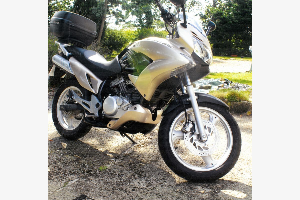 Honda 125 Varadero