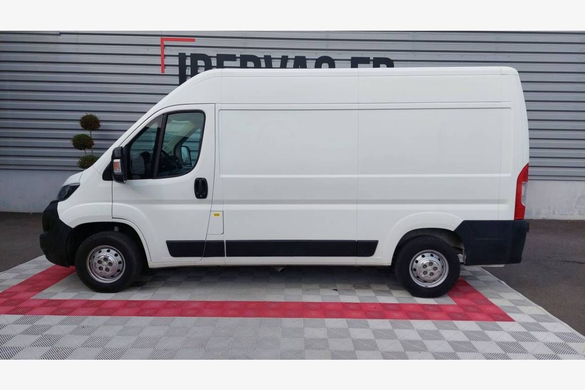 Peugeot Boxer Fg tôle 333 L2H2 BlueHDi