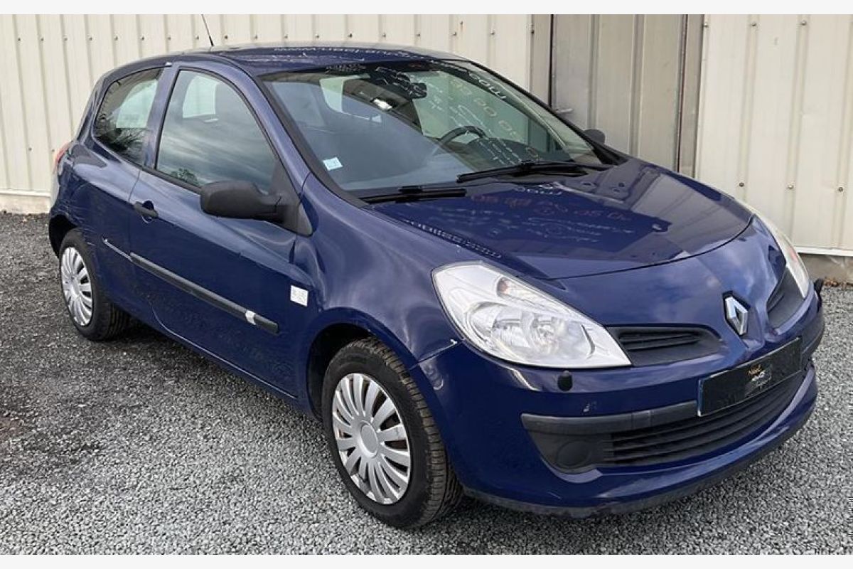 Renault Clio III sté 1.5 dCi