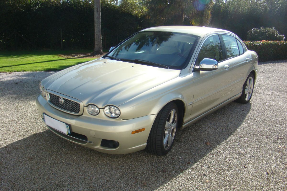 Jaguar X TYPE