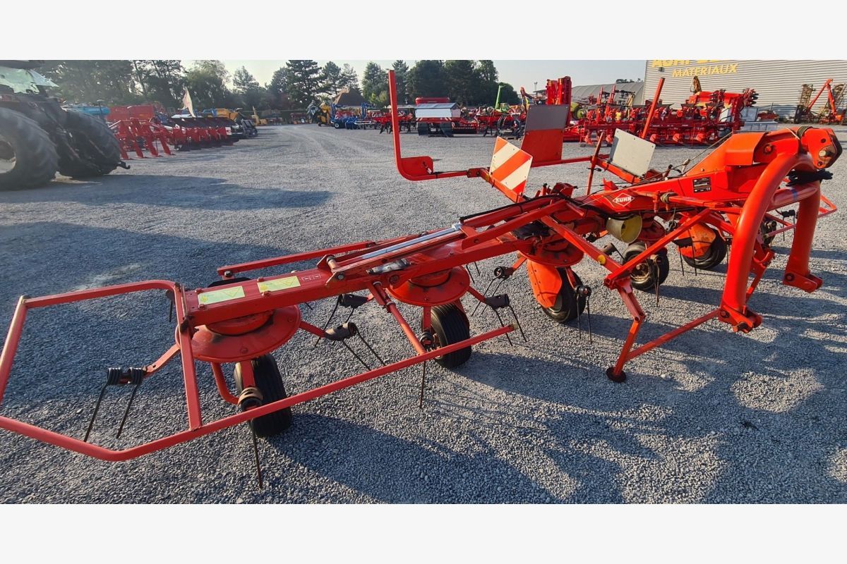 Faneuse Kuhn GF 5902