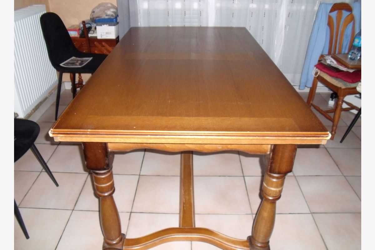 Table de salle à manger