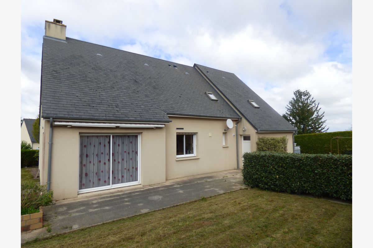 Carentan-les-Marais, à v. pavillon