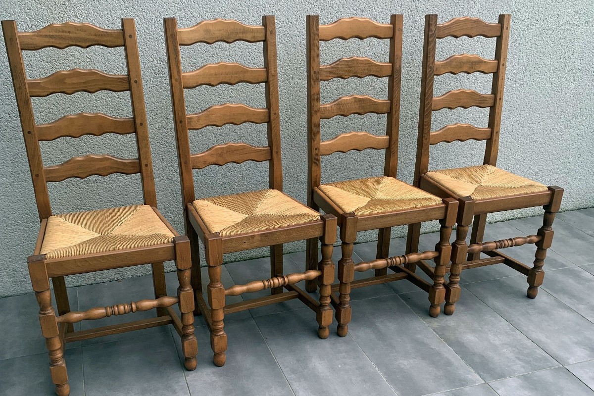 Lot de 4 chaises paillées