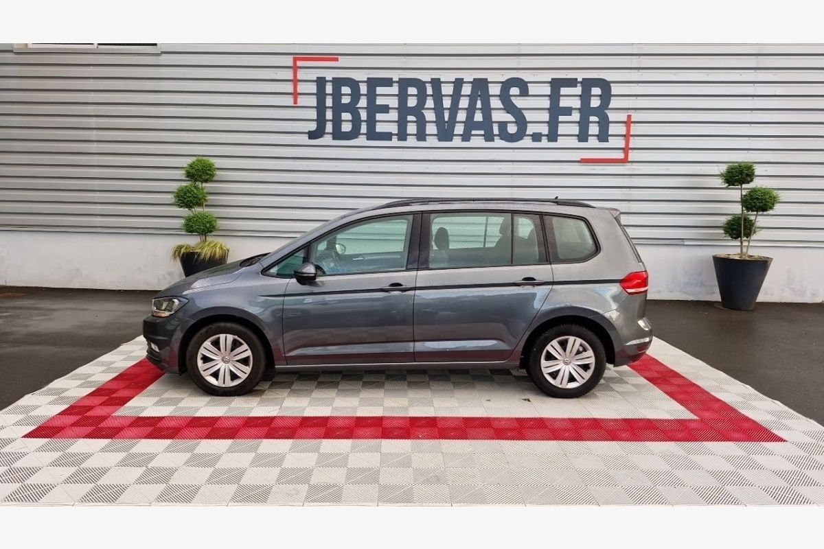 Touran Business 1.6 TDi