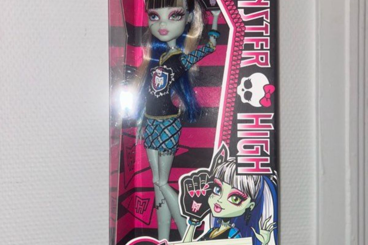 Poupée Monster High Frankie Stein