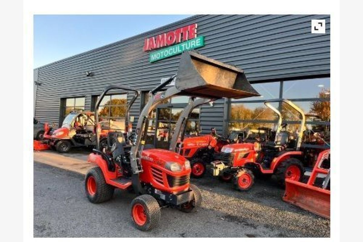 Micro-tracteur Kubota BX2350 + MXC1