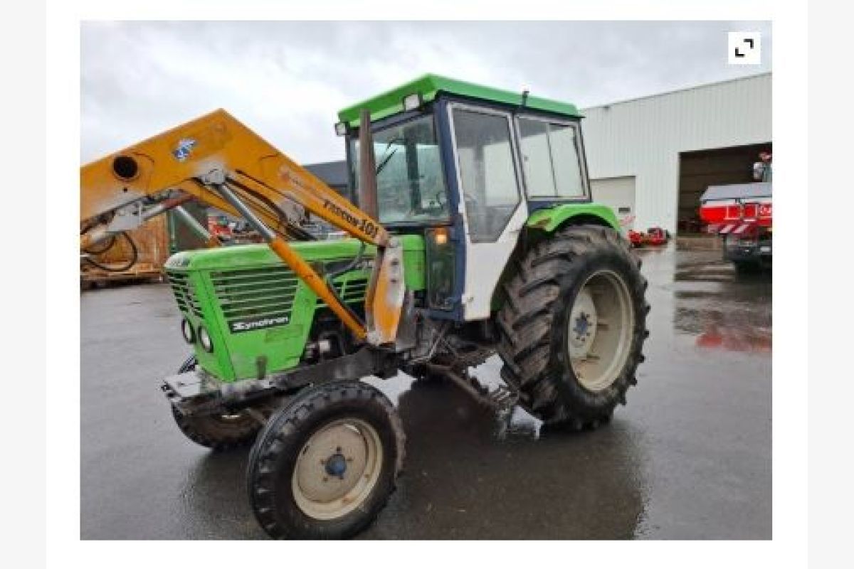 Tracteur Deutz D 686