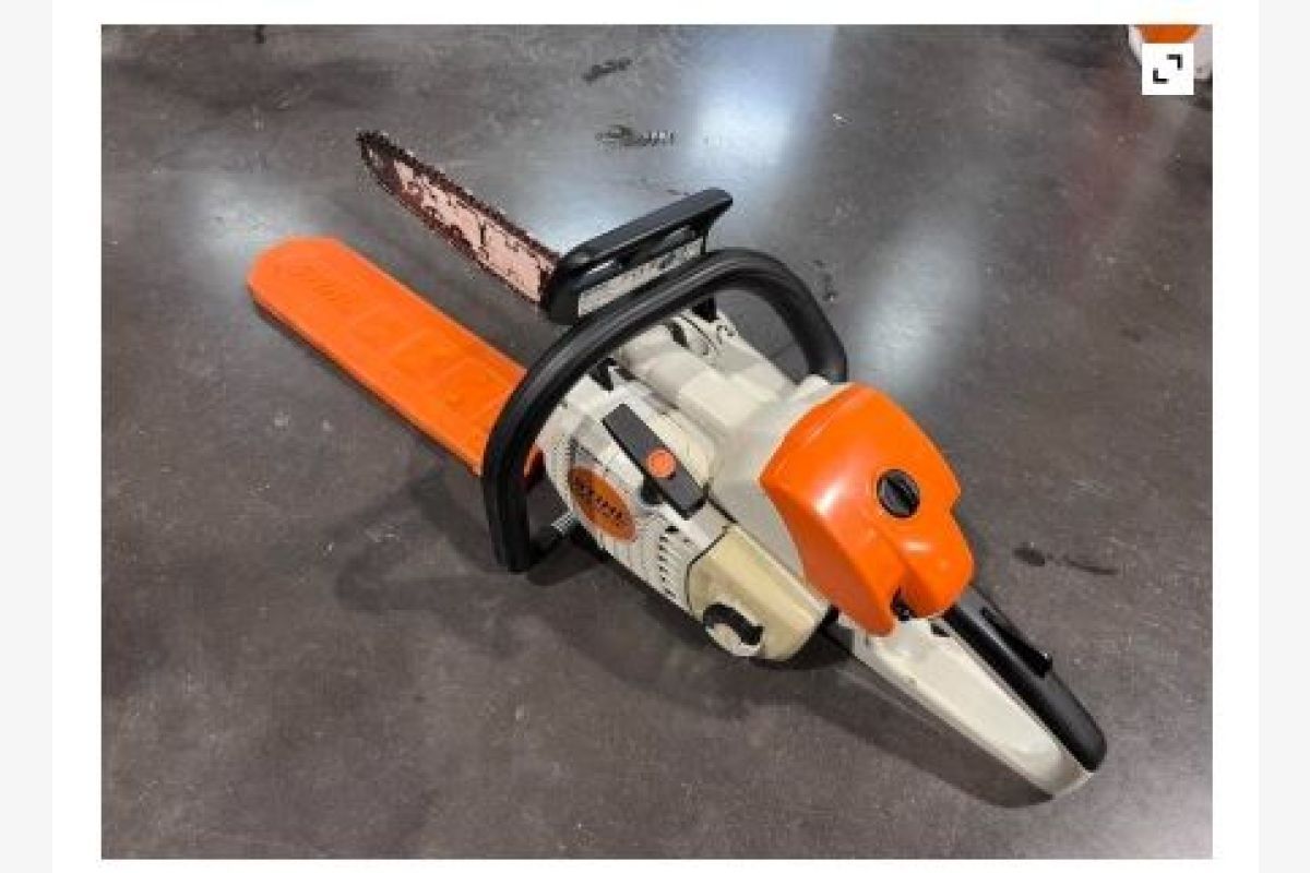 Tronçonneuse Stihl MS 201 cm