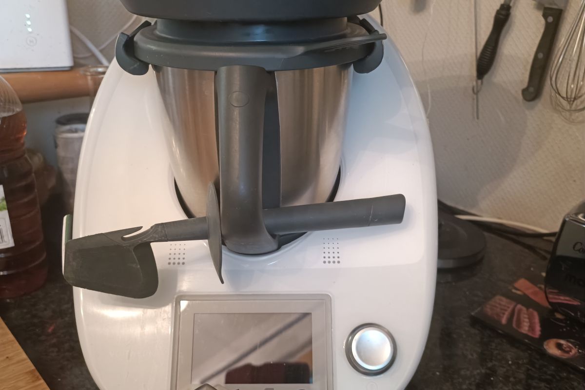 Thermomix connecté TM5 très bon état 