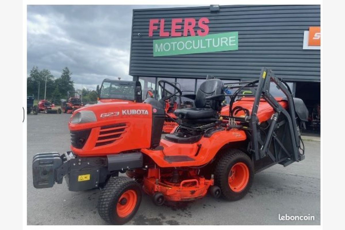 Tracteur tondeuse  autoportée Kubota G23HD