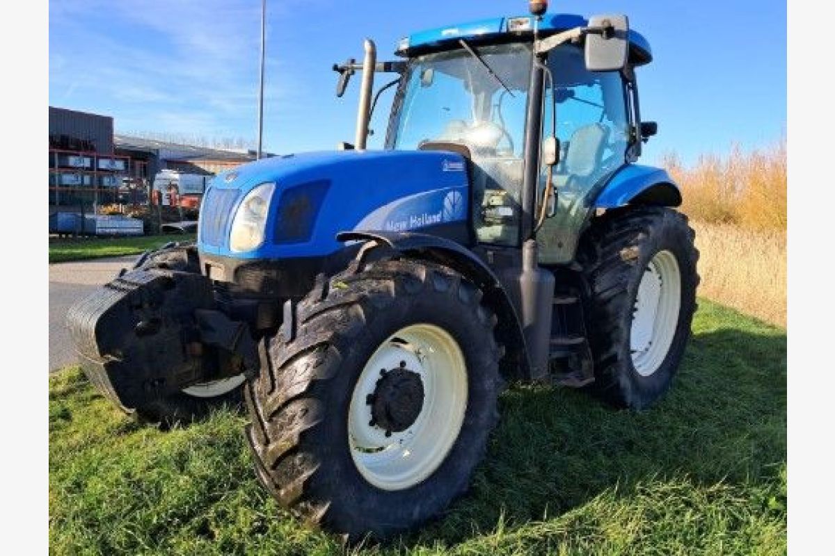 New Holland TS 115 A Plus