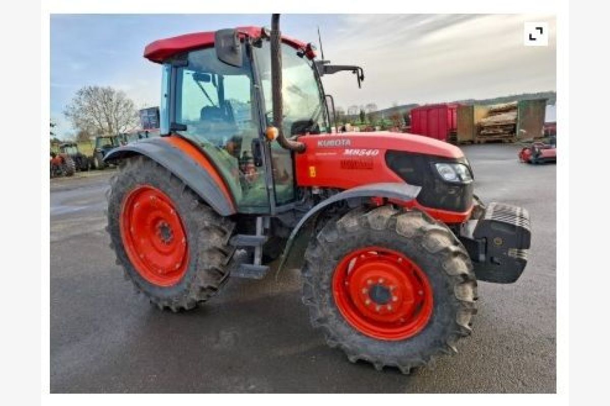 Tracteur Kubota M 8540 DTHQ