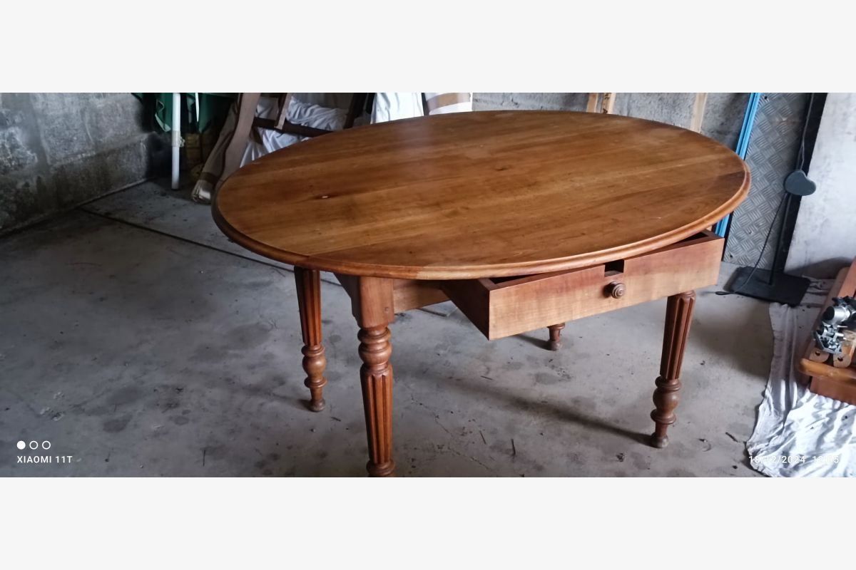 Table ovale