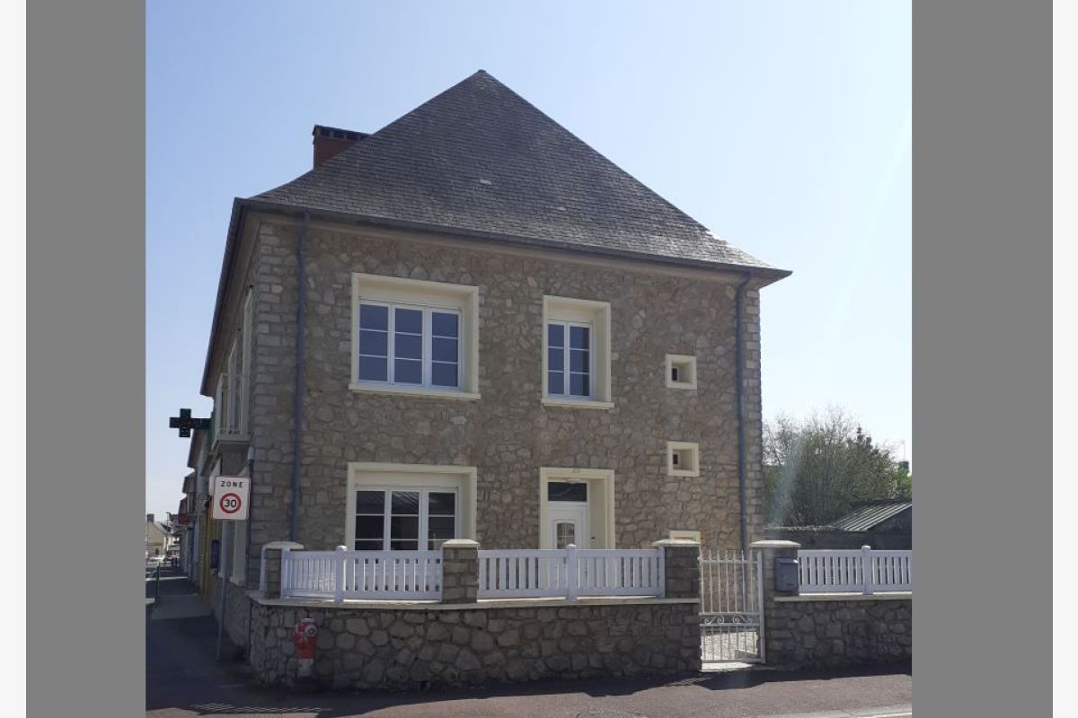 à louer à compter du 01/07/25, maison, proximité tous commer
