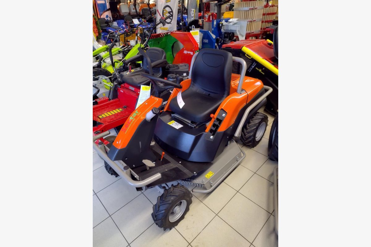 Débroussailleuse autoportée Sentar