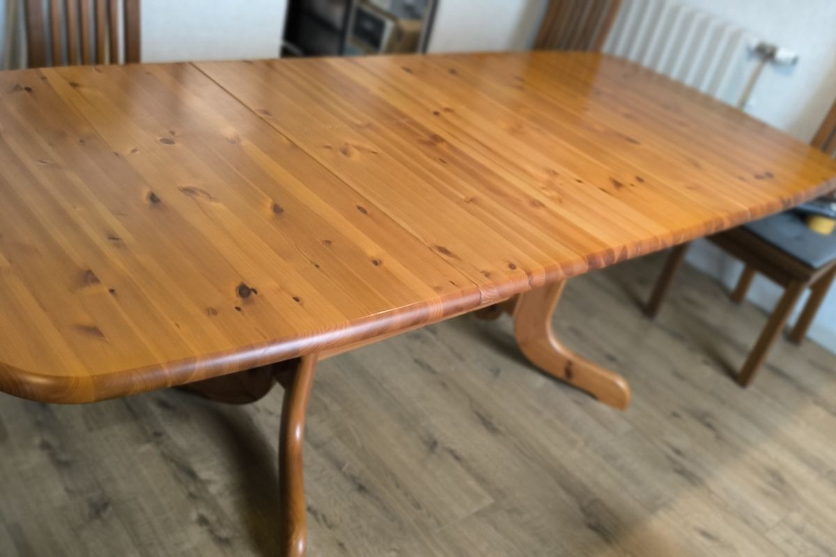 Table de salle à manger 