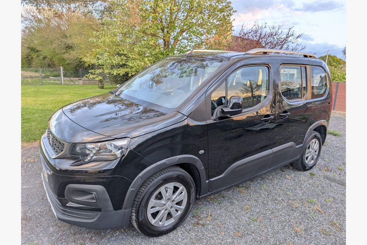 Peugeot Rifter Allure 1.5 standard Blue HDi S&S 100cv