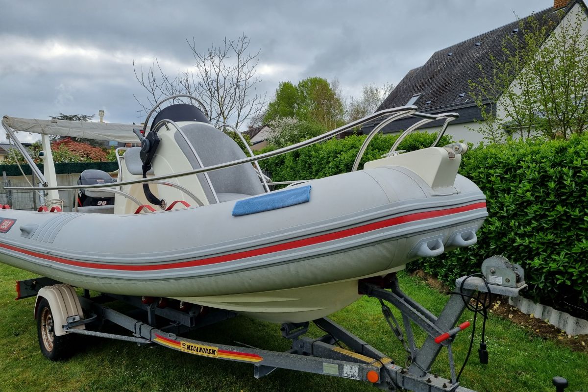 BATEAU SEMI RIGIDE HYPALON