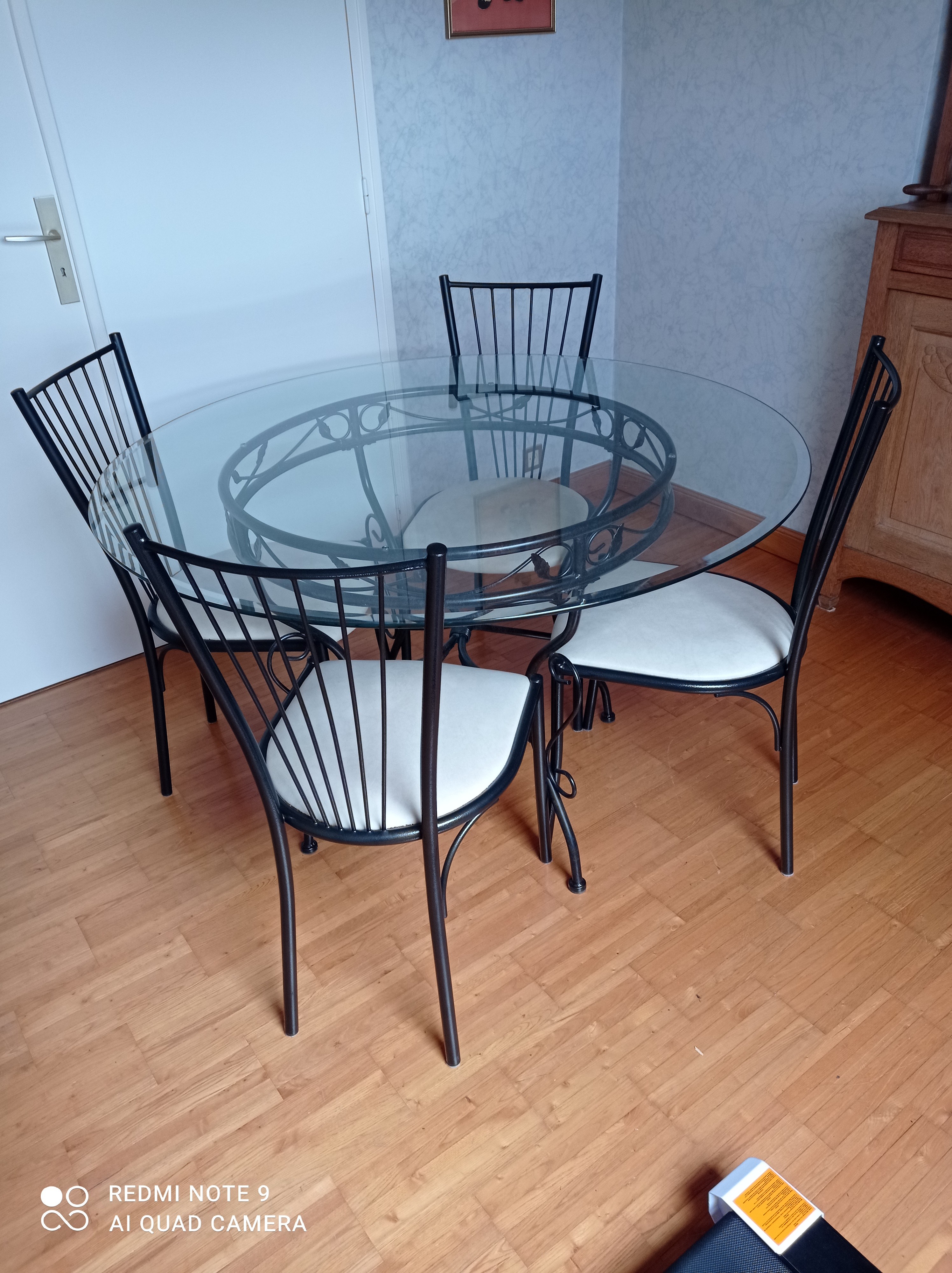 TABLE RONDE 1.20 