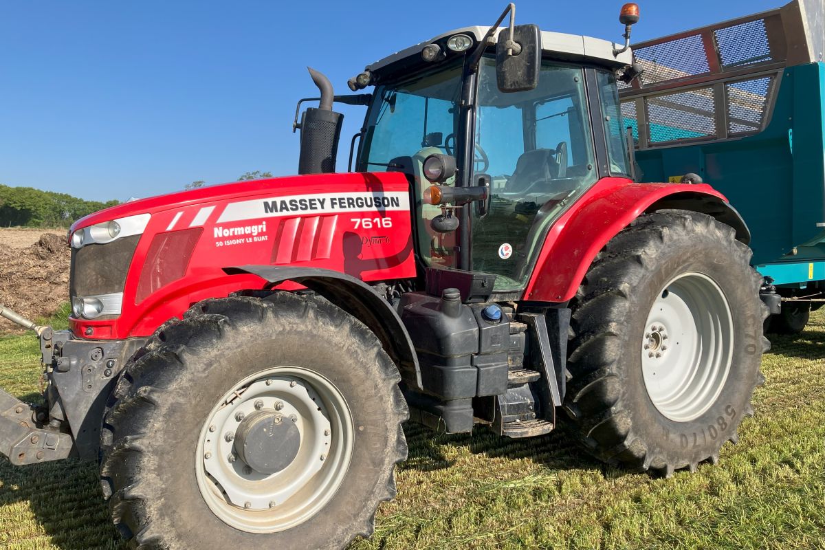 Massey Ferguson 7616
