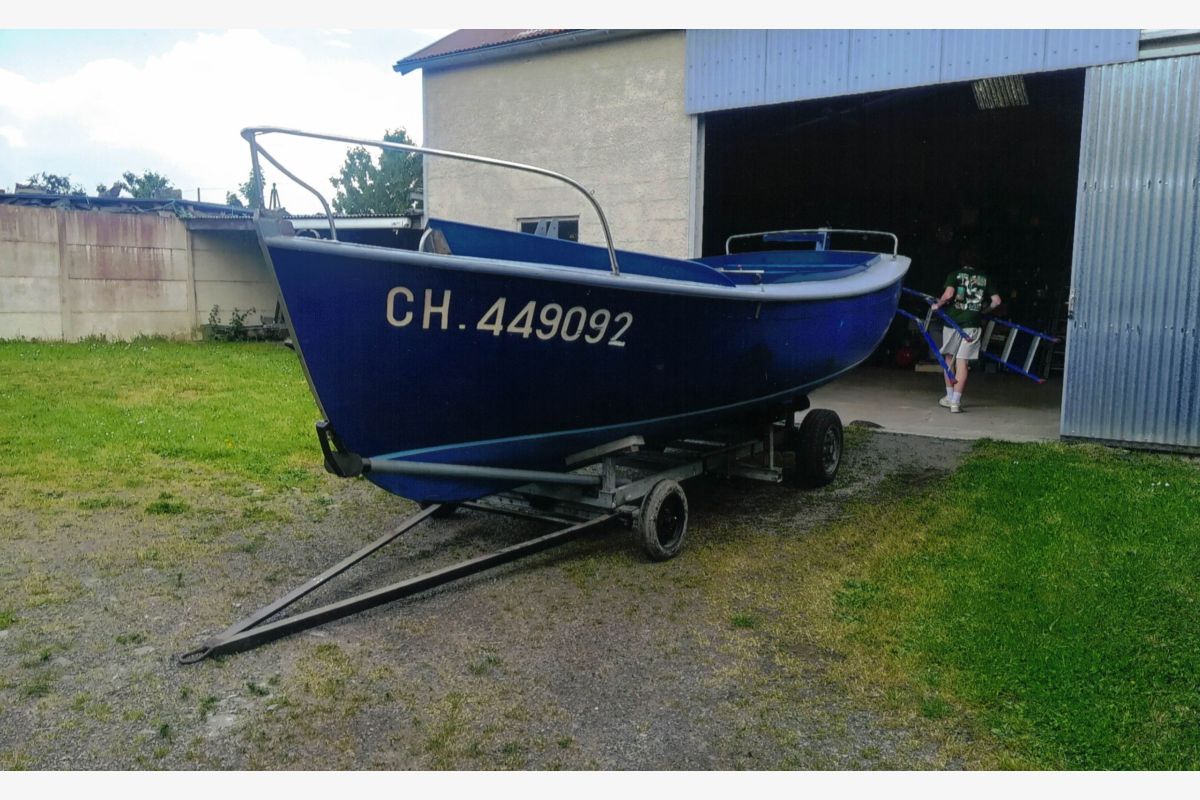 Canot de pêche