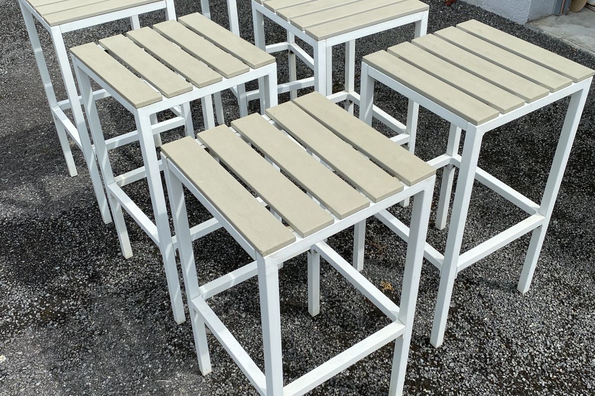 Tabourets hauts