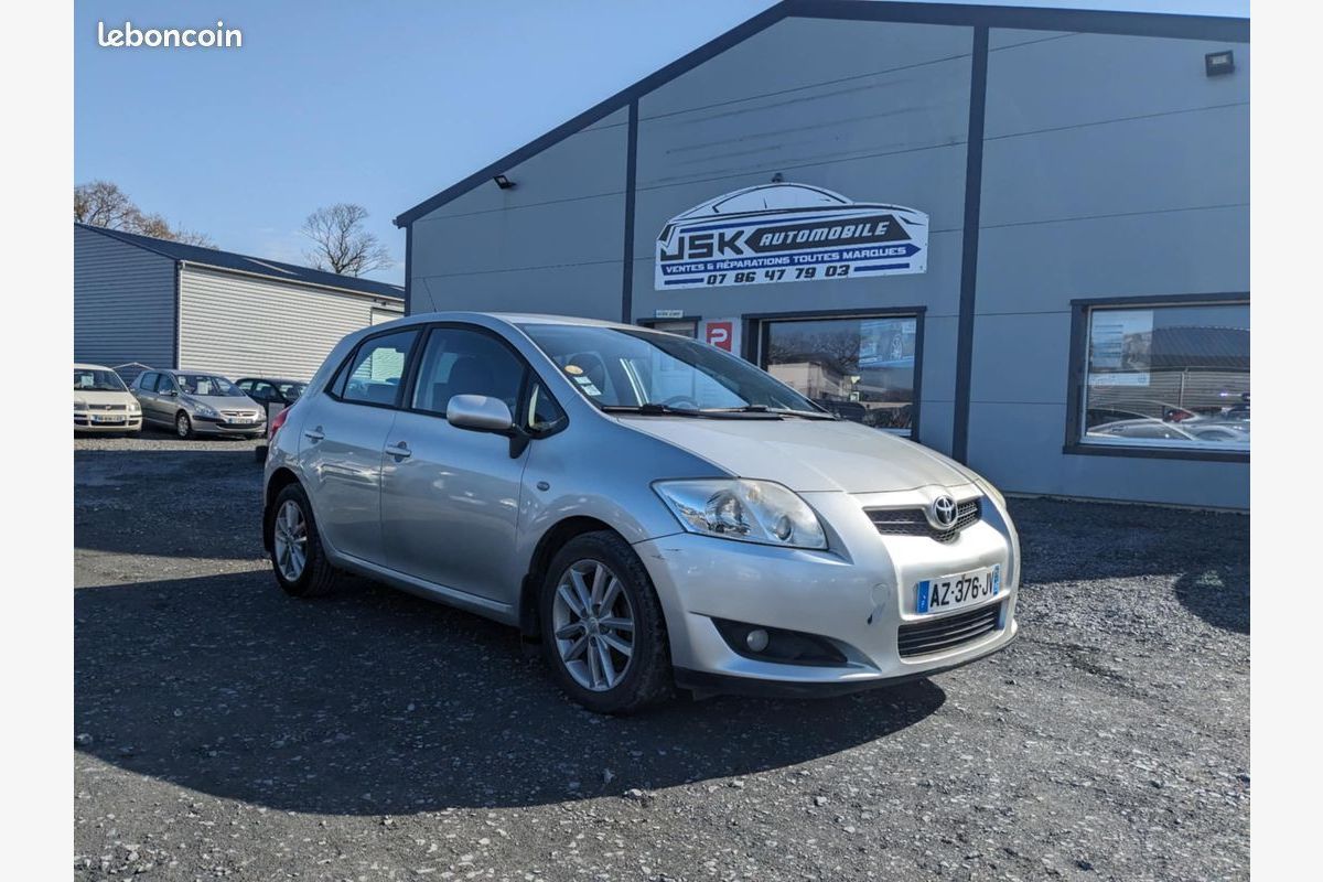Auris 90 D-4D