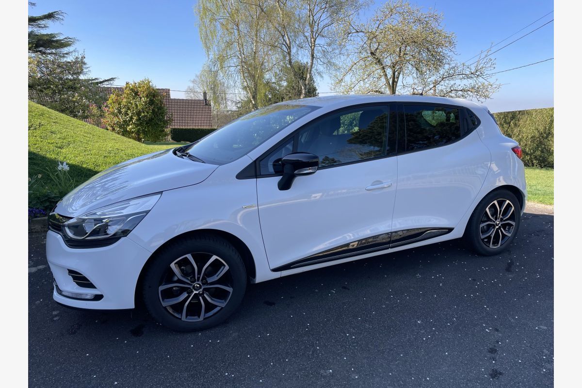 Clio IV essence
