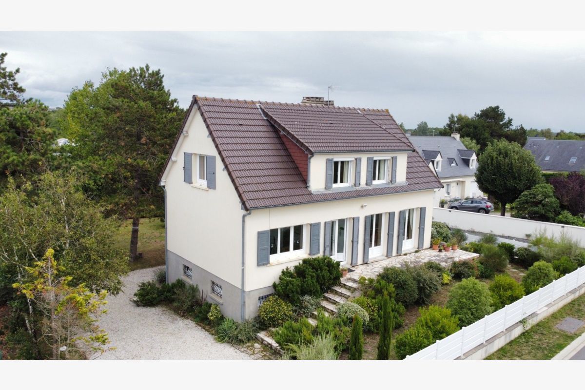 exclu., prox. mer, vds maison de 125 m2 en parfait état, cpt