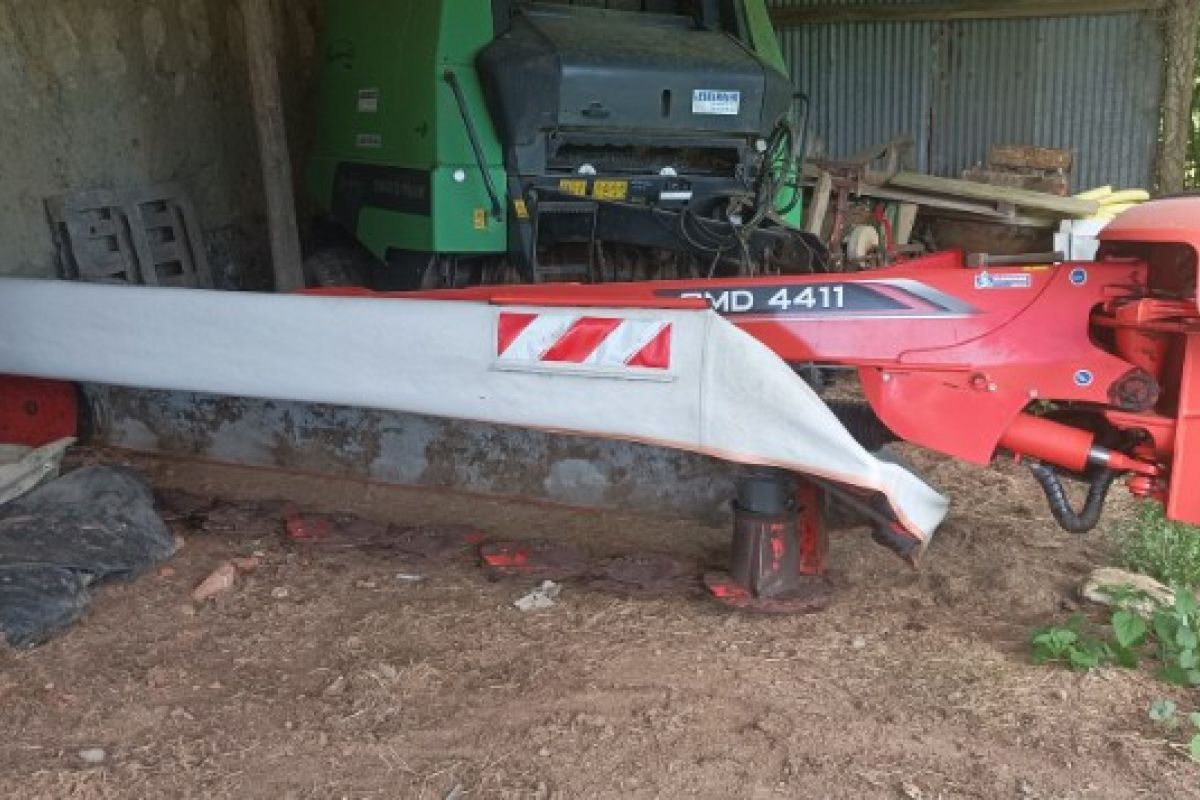 Faucheuse kuhn GMD4411