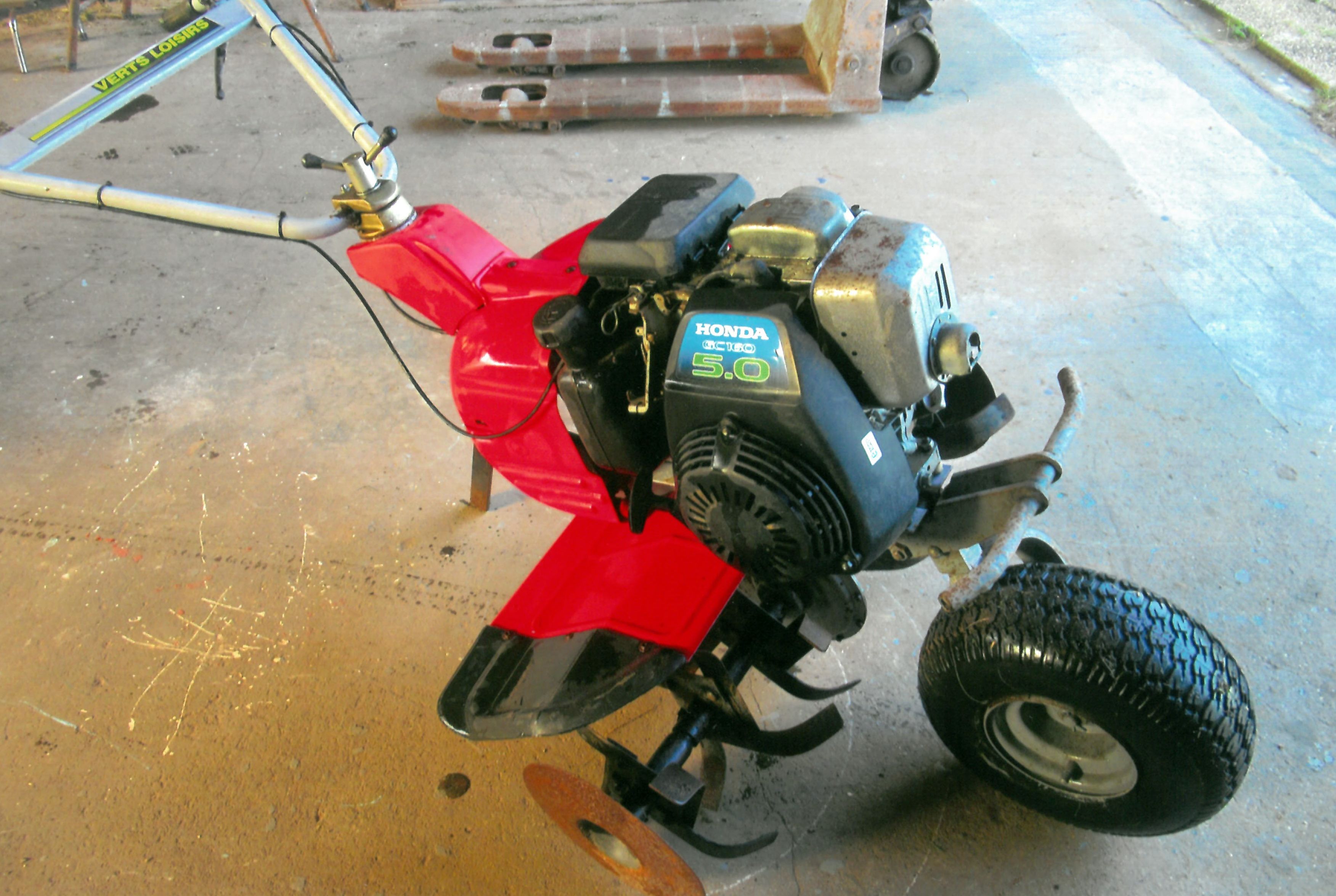 Motobineuse