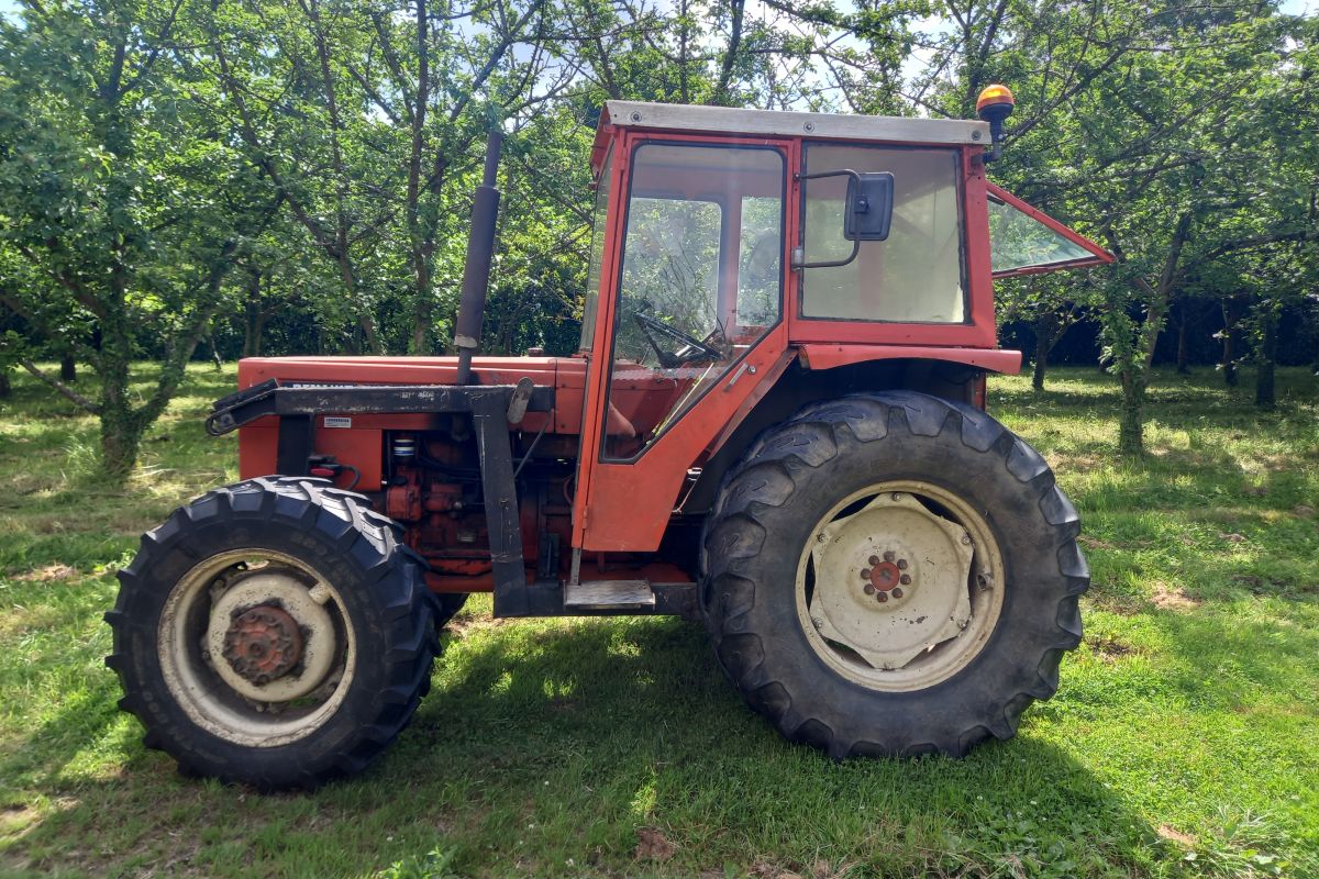 551.4