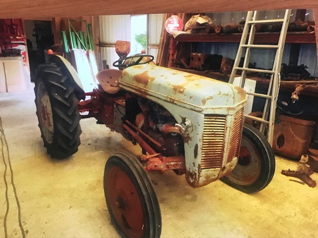TRACTEUR FERGUSSON