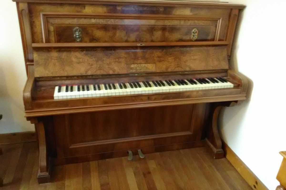 Vends Piano droit