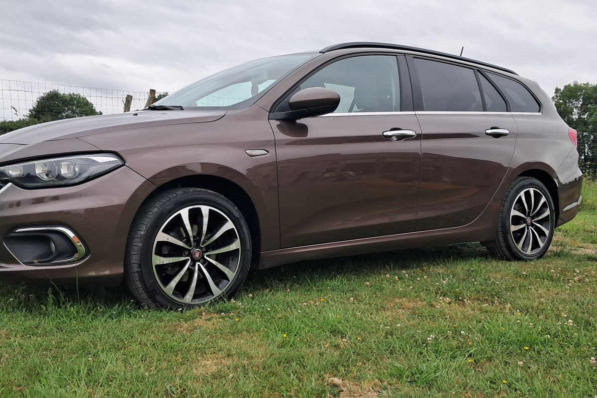 Fiat Tipo Lounge SW 9900€