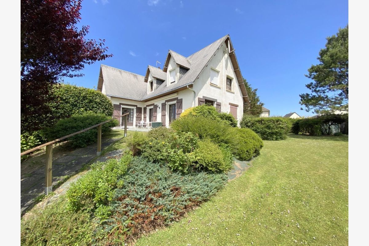 vds belle maison av. vue mer à 180 °, cpt entrée, cuis. A/E,