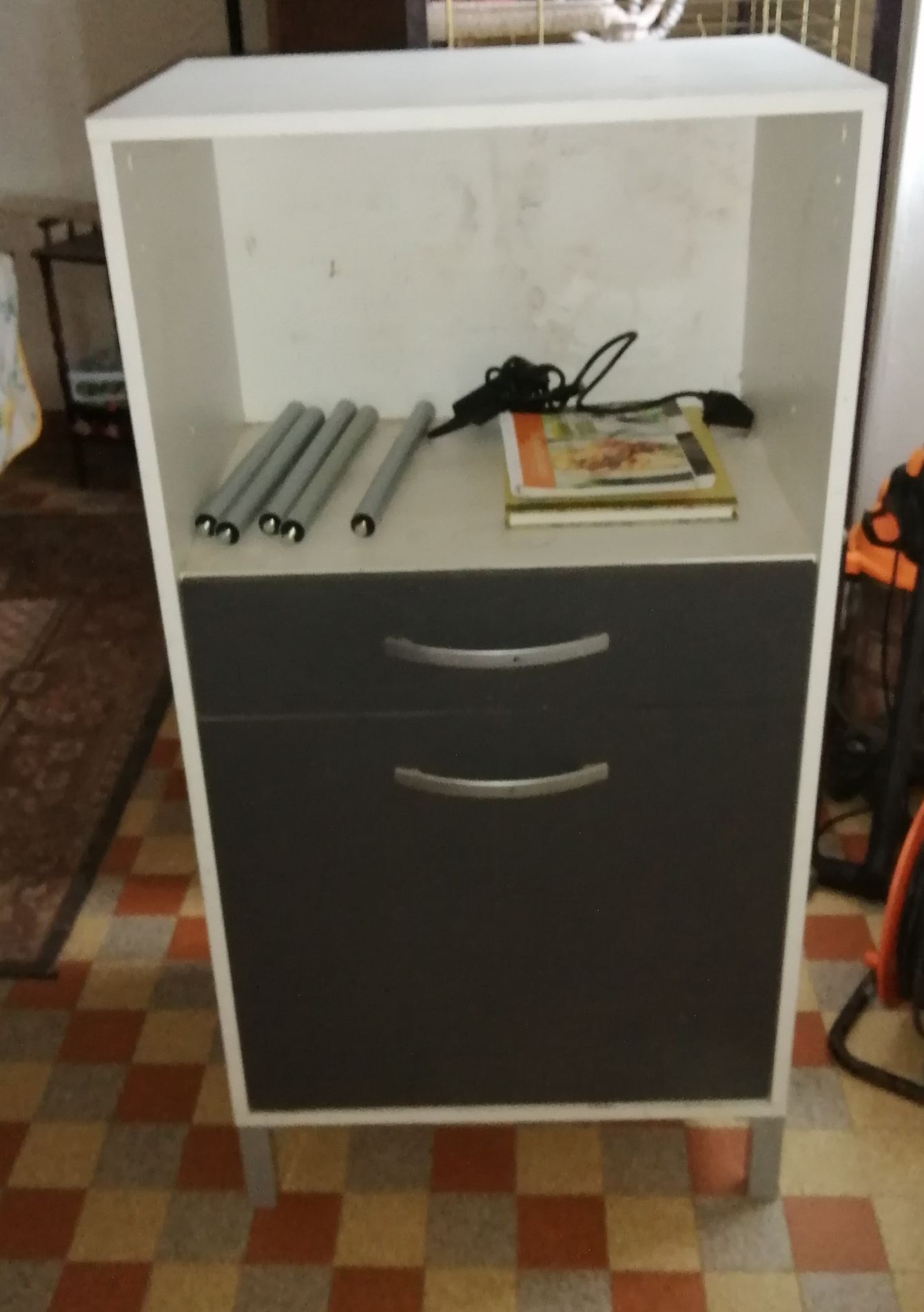 Petut meuble de cuisine