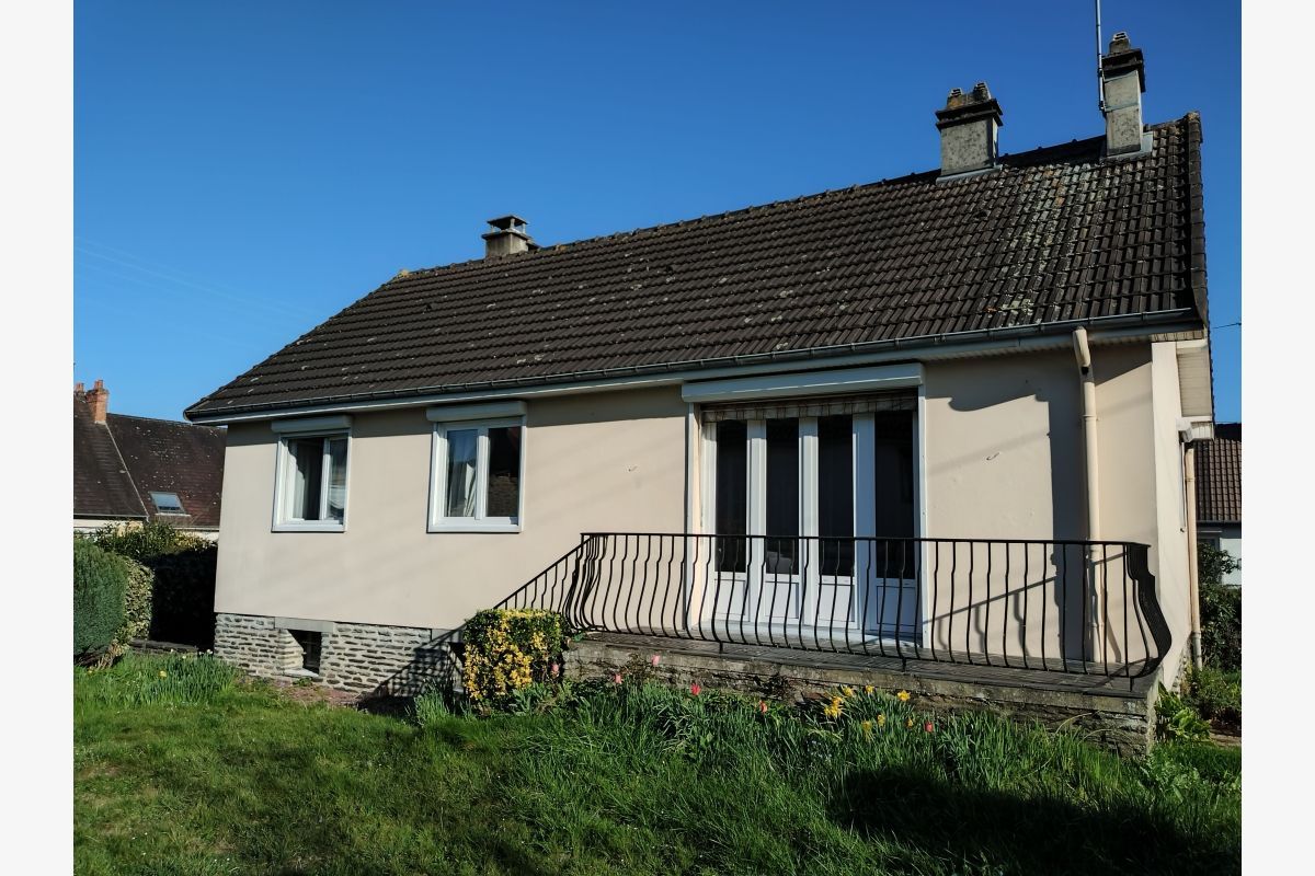 Agence B'Cimmo, Saint-Lô. Tél. 02.14.165.135