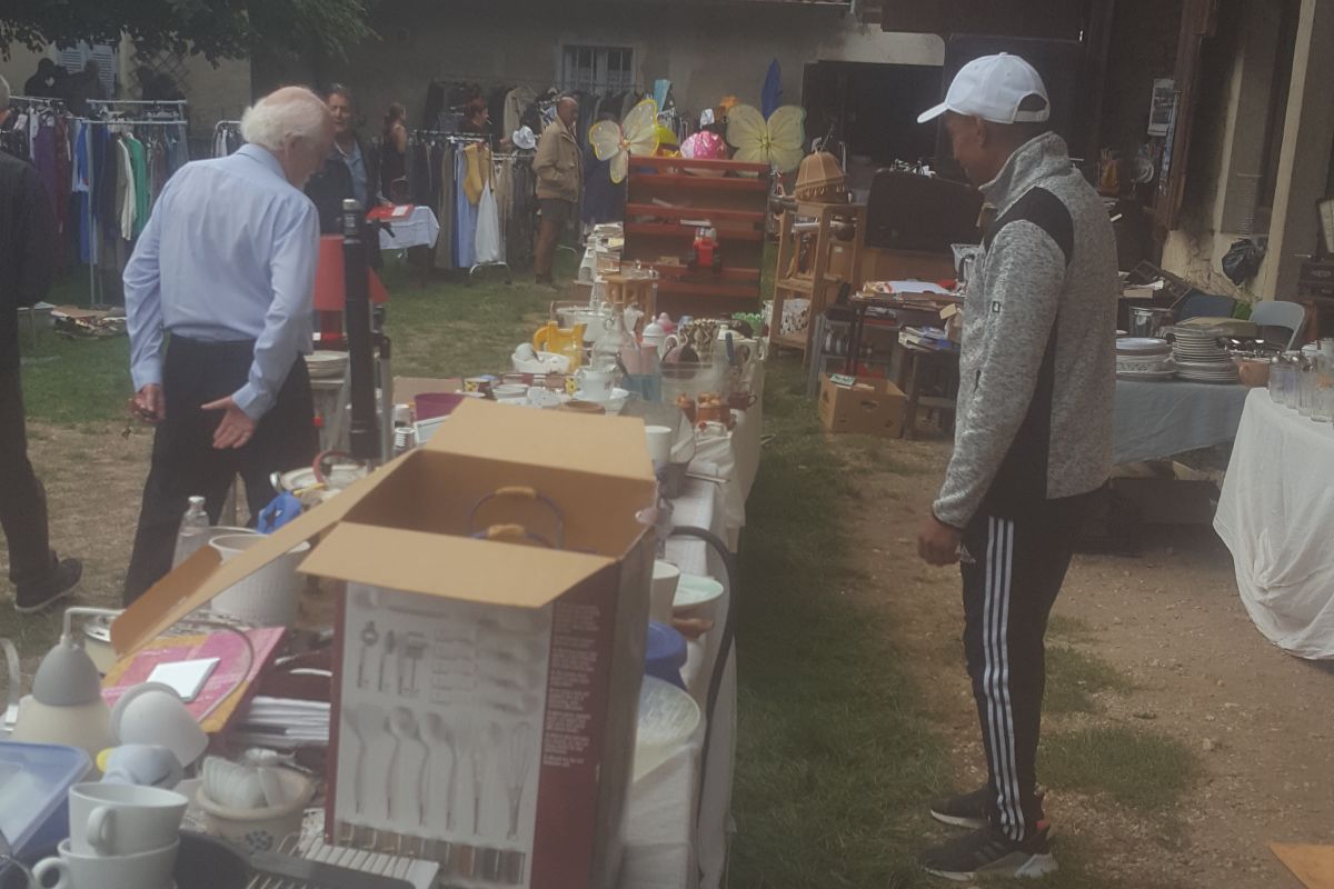 Vide grenier, le 3 août à IZIEU  (01300)