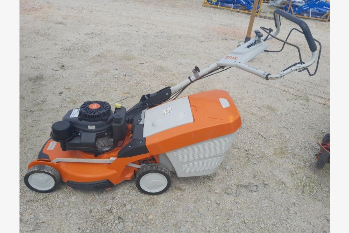 Tondeuse Stihl RM655 YS