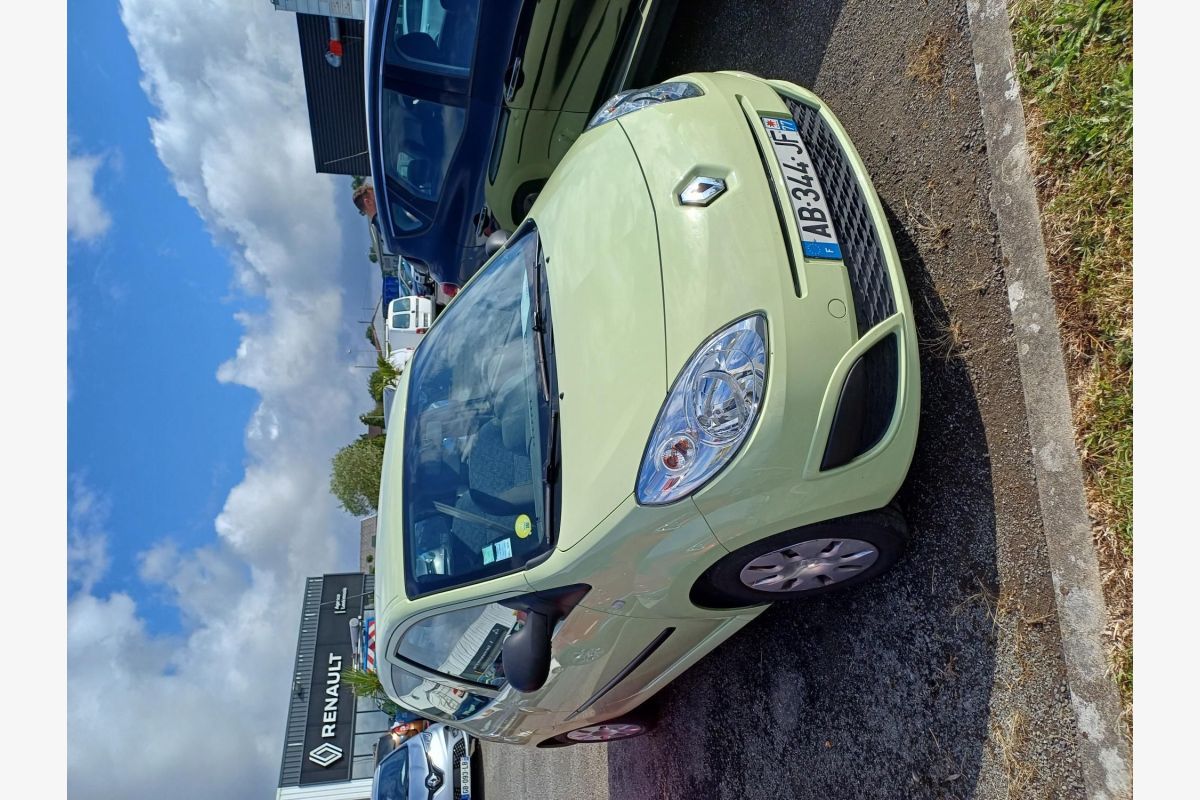 Twingo II 1.2 Authentique