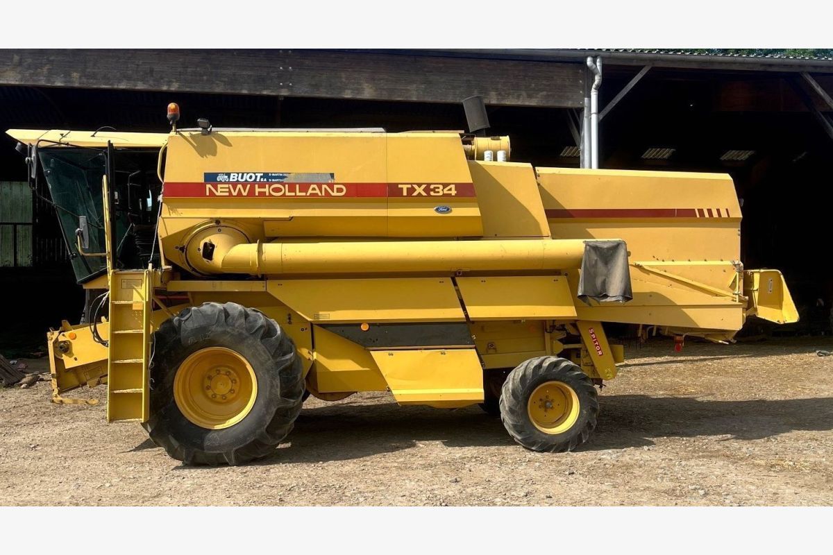 Moissonneuse New Holland