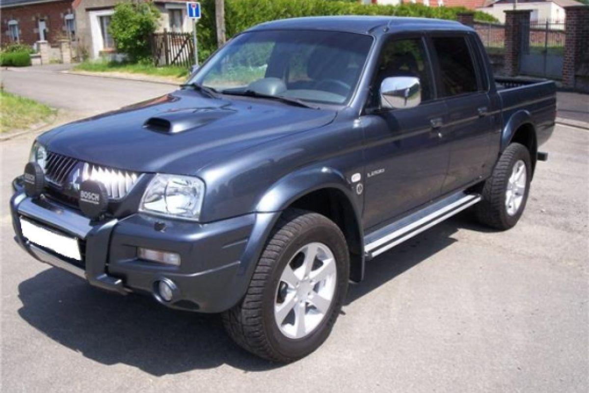 Mitsubishi L200 2.5 TD 