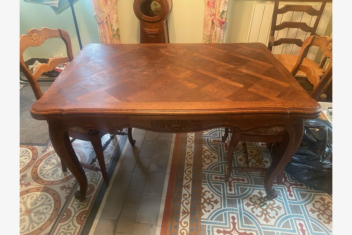 Grande table avec rallonges