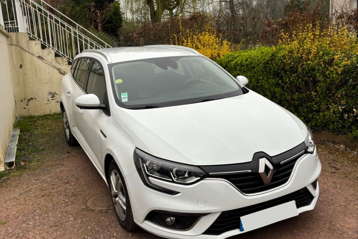 Mégane IV estate blue DCI 115 Business